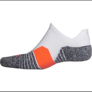 New Under Armour Run Cushion No-Show Tab Sock